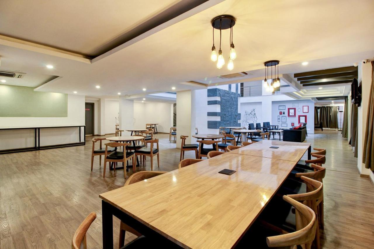 Oyo Townhouse 9 Hitech City Hyderabad Exterior foto