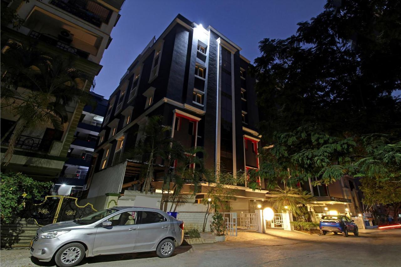 Oyo Townhouse 9 Hitech City Hyderabad Exterior foto